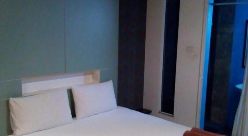 Bearing26 Hotel Bangkok Bagian luar foto